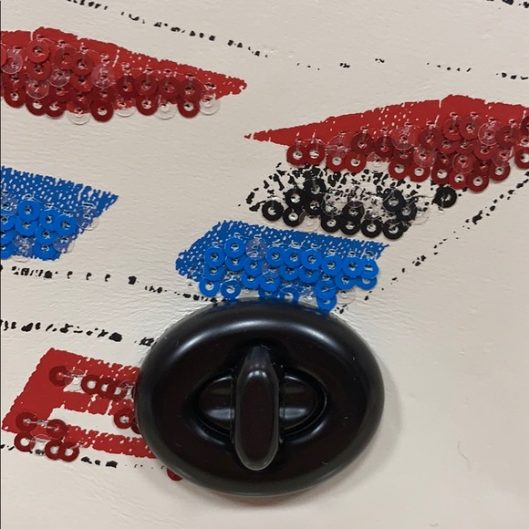 HOST PIC COACH 1941 TURN LOCK LARGE 32 DINKY RACE CAR GLOVE TANNED CHALK LEATHER - Picture 7 of 14